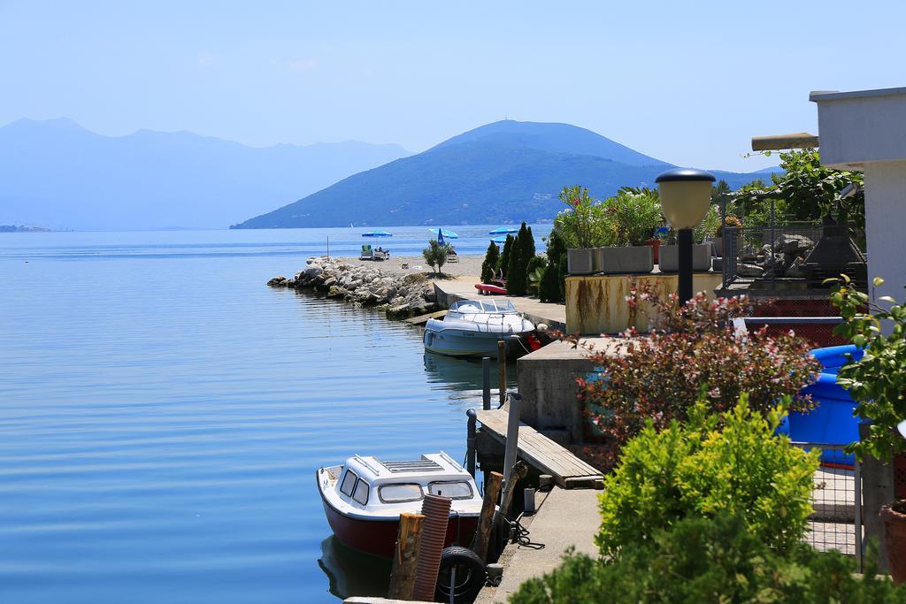 Apartments Riverside Herceg Novi Exteriör bild