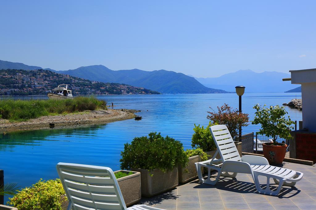 Apartments Riverside Herceg Novi Exteriör bild