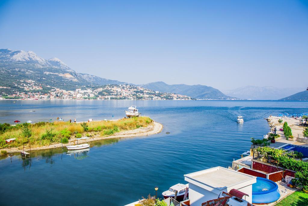 Apartments Riverside Herceg Novi Exteriör bild