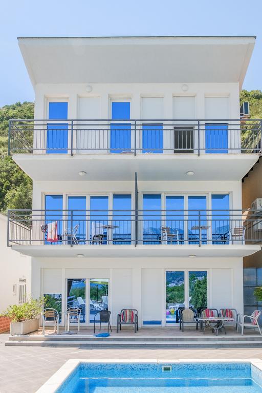 Apartments Riverside Herceg Novi Exteriör bild